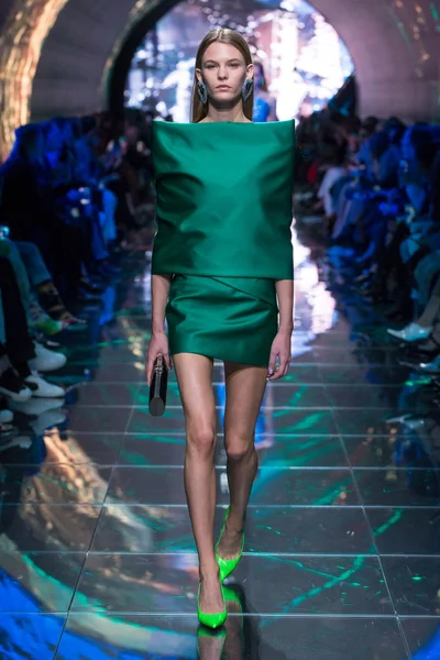 Look 73